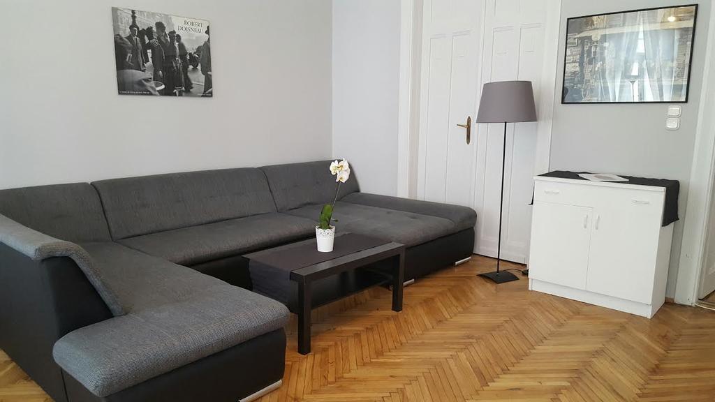Hello Tourist Flat Appartement Boedapest Buitenkant foto