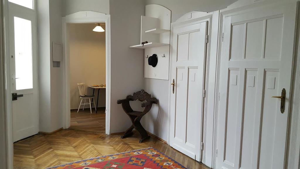 Hello Tourist Flat Appartement Boedapest Buitenkant foto